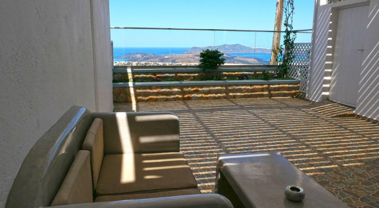 Nautilus Dome Hotel Fira  Exterior photo